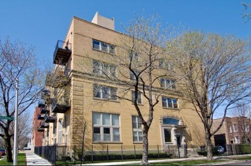 3900 N Claremont St. #204, Chicago, IL 60618