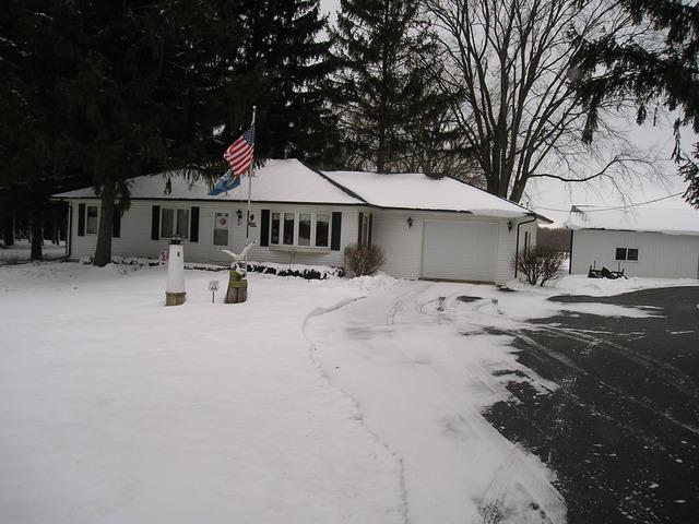 7304 Mason Hill Rd., Mchenry, IL 60050