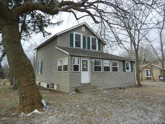 2011 Maple Ave., Downers Grove, IL 60515