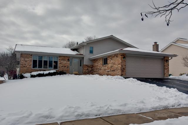 1613 Valley Forge Pl., Downers Grove, IL 60516