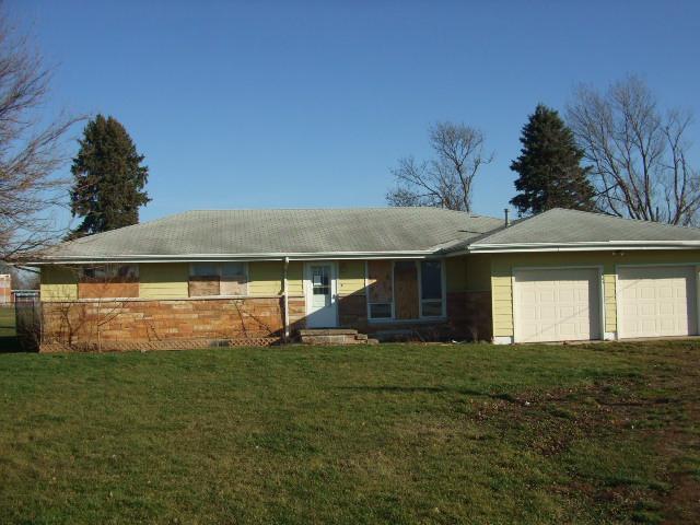 607 Green St., Piper City, IL 60959