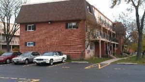 2510 Algonquin Rd. #9, Rolling Meadows, IL 60008