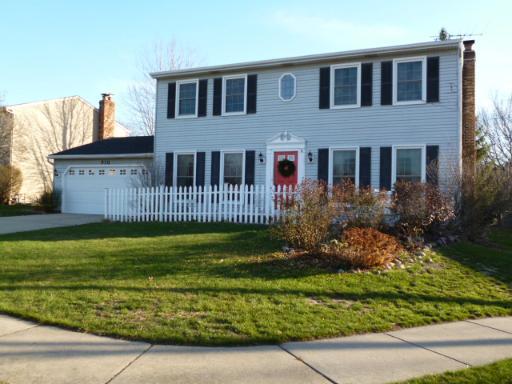 930 Oakleaf Ct., Naperville, IL 60540