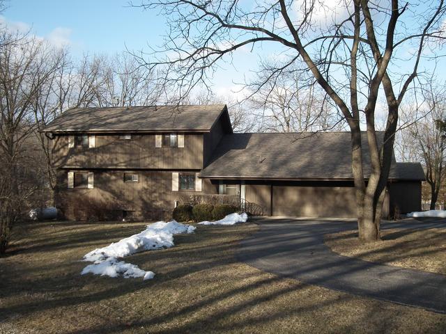 8 Maple Ct., Putnam, IL 61560