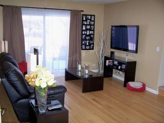 1608 Garland Ln., Hanover Park, IL 60133