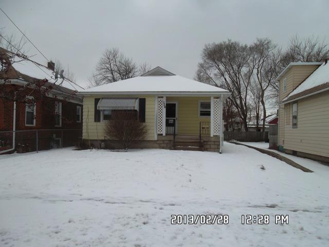 851 Bowditch Ave., Aurora, IL 60506