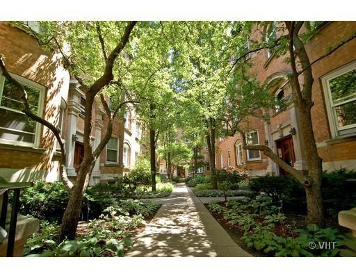 625 W Barry St. #1A, Chicago, IL 60657