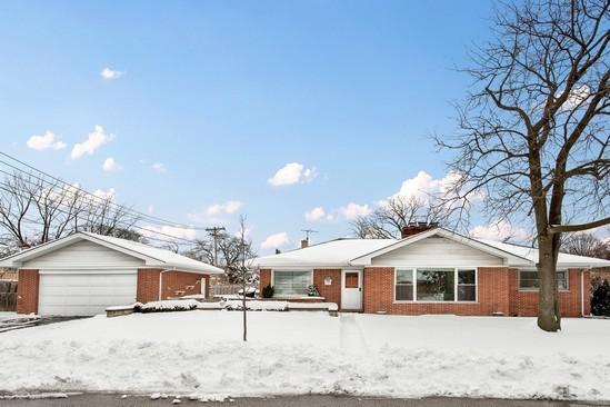 500 Leamington Ave., Wilmette, IL 60091