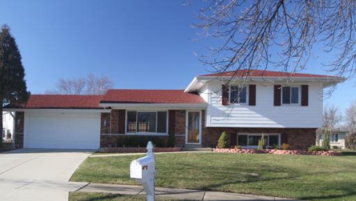 736 Terrace Ct., Schaumburg, IL 60193