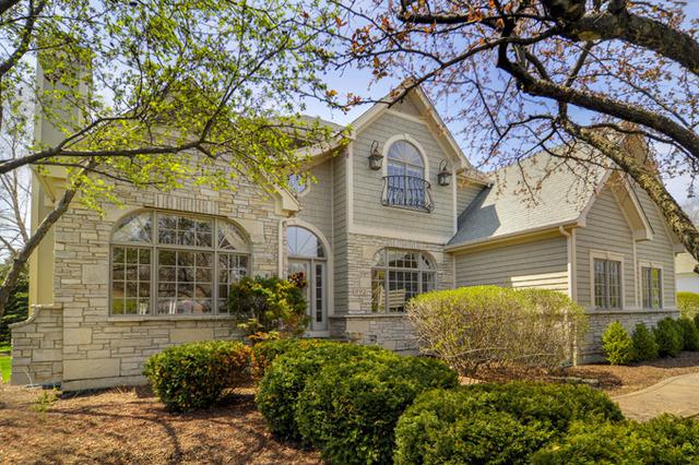 892 Waverly Ct., Aurora, IL 60502