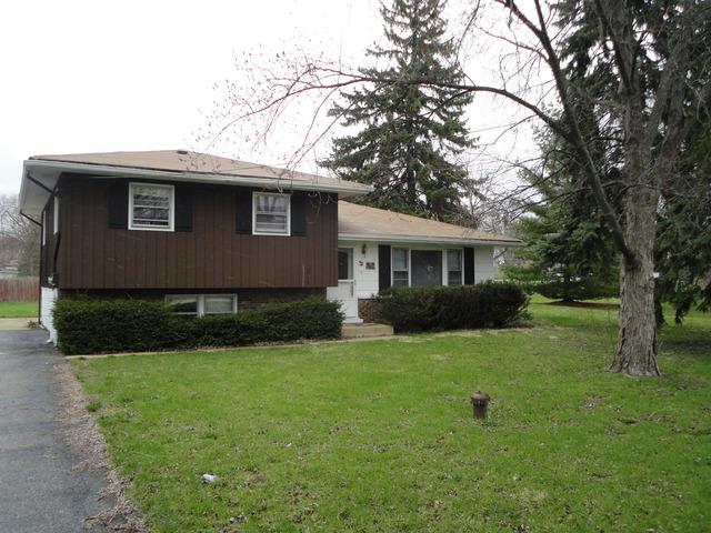 5S370 Radcliff Rd., Naperville, IL 60563