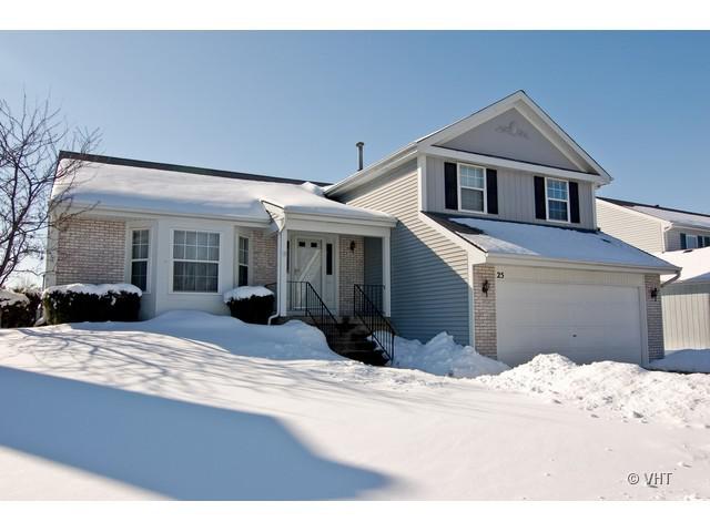 25 Brookstone Dr., Streamwood, IL 60107