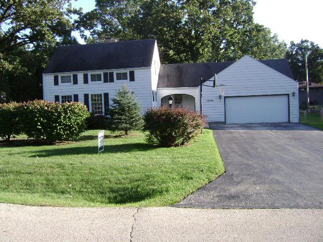 10439 Paddock Ave., Beach Park, IL 60087