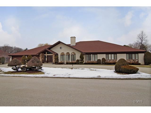 103 Livery Cir., Oak Brook, IL 60523