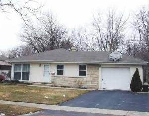 1954 Thornwood Ln., Northbrook, IL 60062