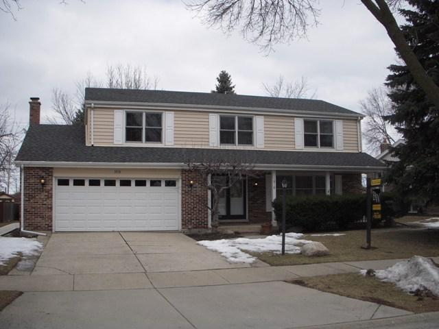 1818 E Canterbury Dr., Arlington Heights, IL 60004