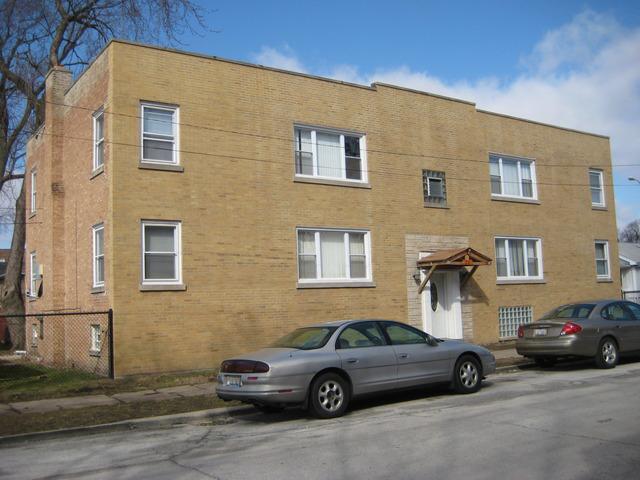 21 157th St., Calumet City, IL 60409