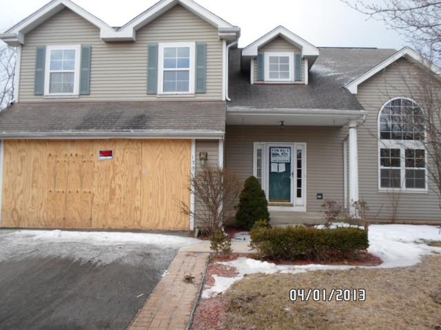 139 Crooked Lake Ln., Lindenhurst, IL 60046