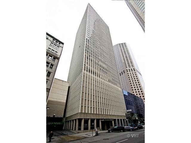 100 E Walton St. #14B, Chicago, IL 60611