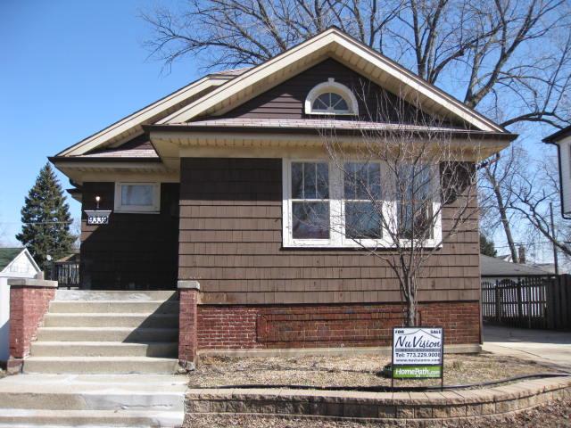 9339 S 54th Ave., Oak Lawn, IL 60453