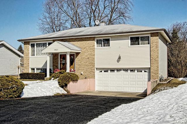 1920 Yuma Ln., Mount Prospect, IL 60056