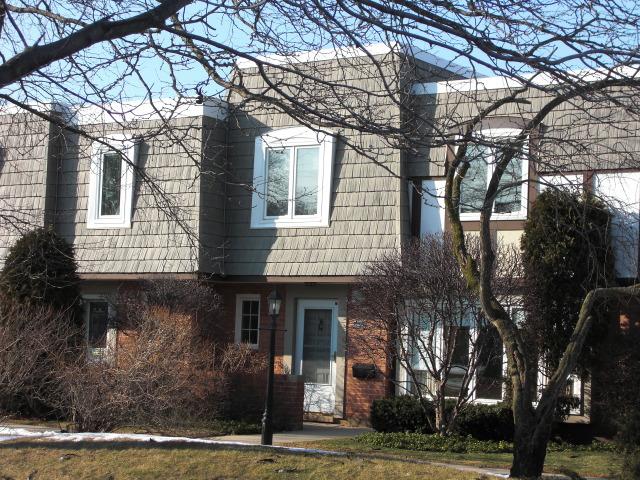 1455 Saint Tropez Ct., Highland Park, IL 60035
