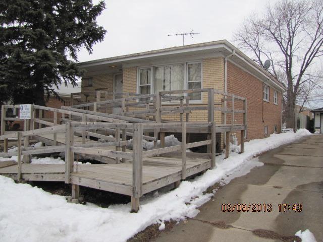 498 Bensley Ave., Calumet City, IL 60409