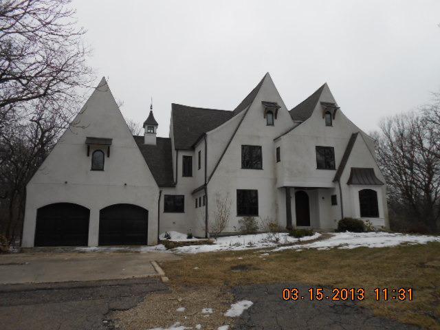 1811 Elmore Ave., Downers Grove, IL 60515