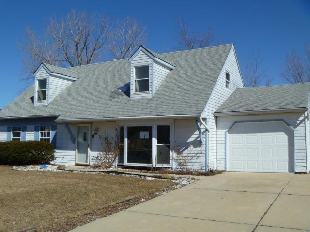 749 Cambridge Ave., Matteson, IL 60443