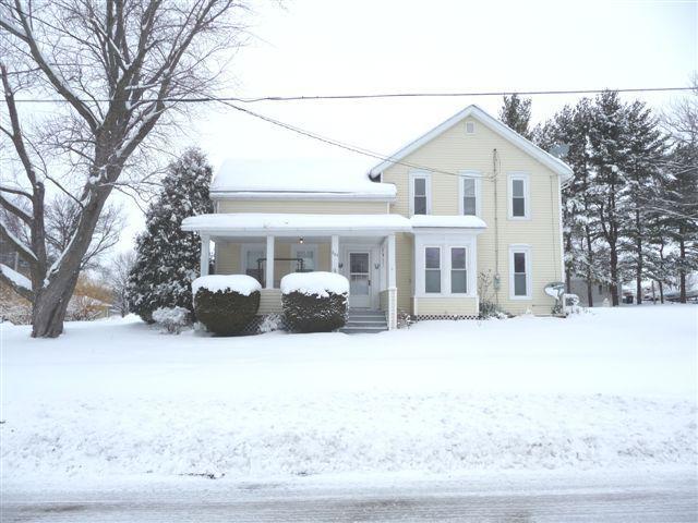 202 E Bluff St., Winnebago, IL 61088