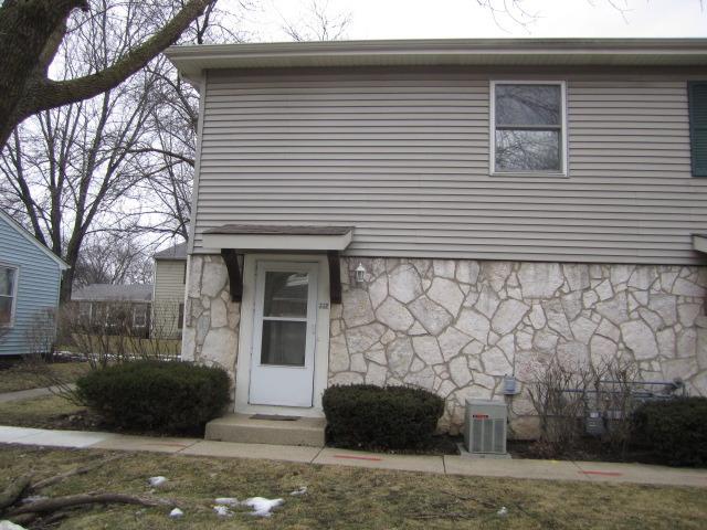 332 Russet Way, Vernon Hills, IL 60061