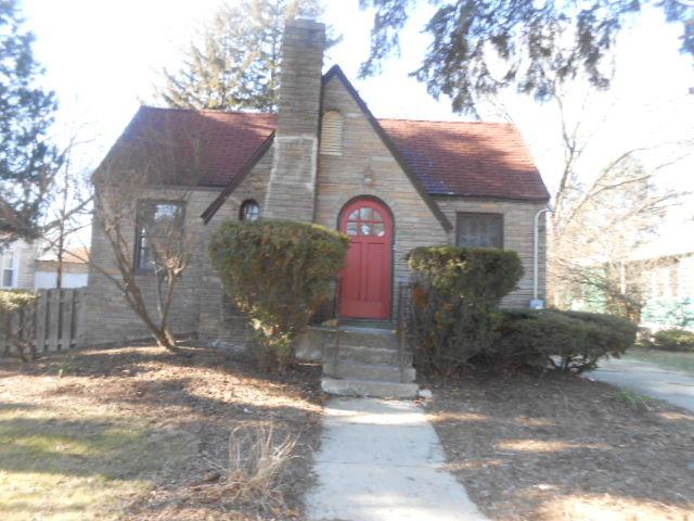 937 Pearl St., Aurora, IL 60505