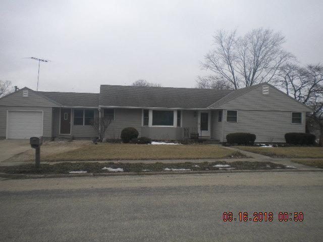 320 Meltzer St., Walnut, IL 61376