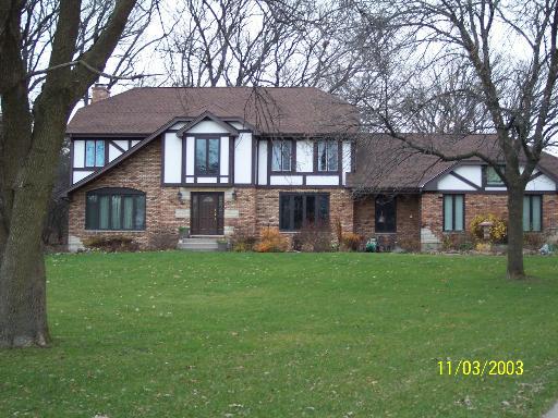79 Horseshoe Ln., Lemont, IL 60439