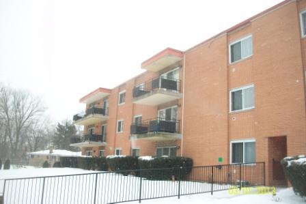 940 Holbrook Rd. #23C, Homewood, IL 60430