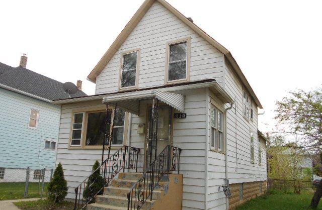 212 S 11th Ave., Maywood, IL 60153