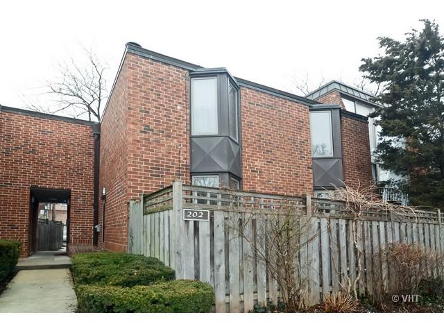 2025 N Larrabee Ave., Chicago, IL 60614