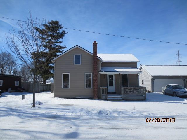 102 Adams St., Ridott, IL 61067