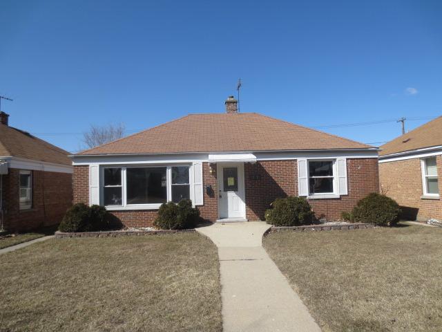 342 Frederick Ave., Bellwood, IL 60104