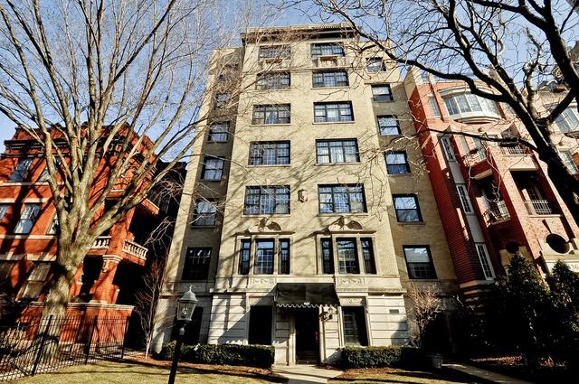 444 W Belmont Ave. #2B, Chicago, IL 60657