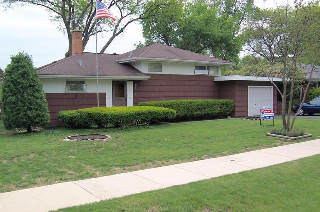 11 Seventh St., Downers Grove, IL 60515