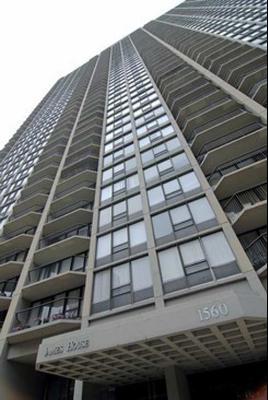 1560 N Sandburg Ter. #903J, Chicago, IL 60610