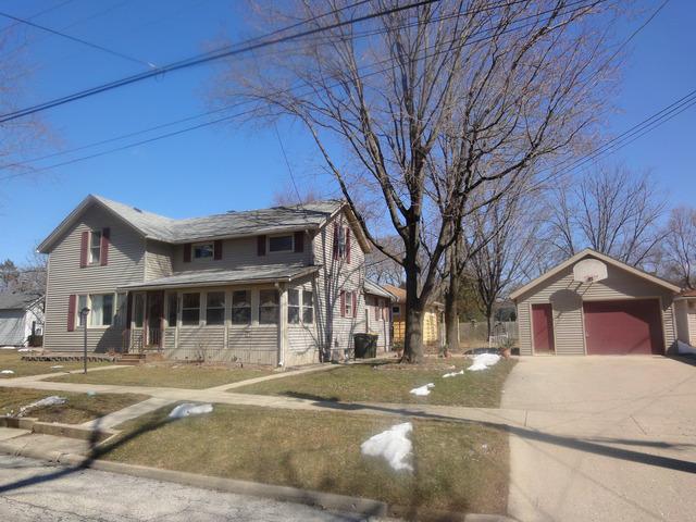 312 E 2nd St., East Dundee, IL 60118