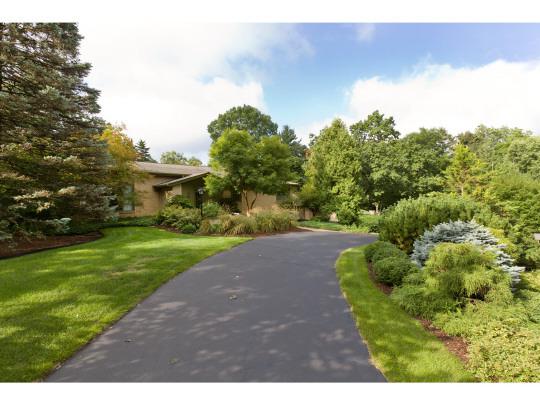 3203 Landstrom Rd., Rockford, IL 61107