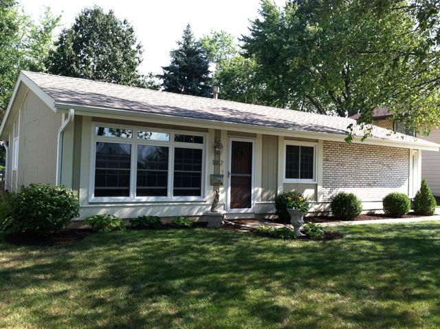 1882 Ashwood Ln., Aurora, IL 60506