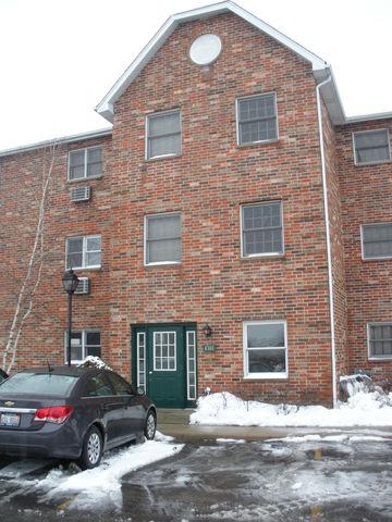 4301 Shamrock Ln. #1F, Mchenry, IL 60050