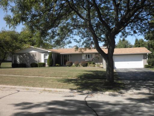 115 Stoney Creek Rd., Dekalb, IL 60115