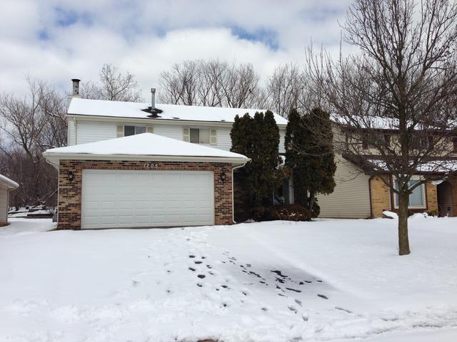1205 Haverhill Cir., Naperville, IL 60563
