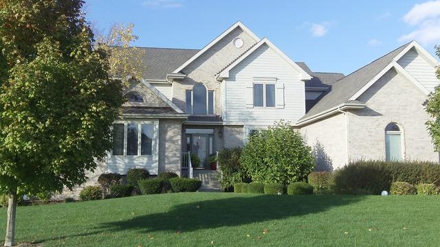 1042 Deer Trail, Bourbonnais, IL 60914
