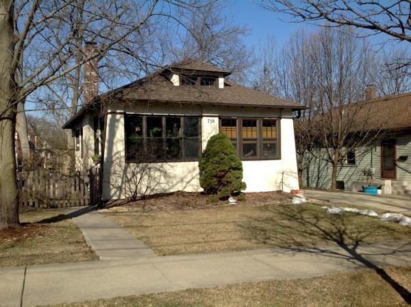 738 Highland Ave., Glen Ellyn, IL 60137